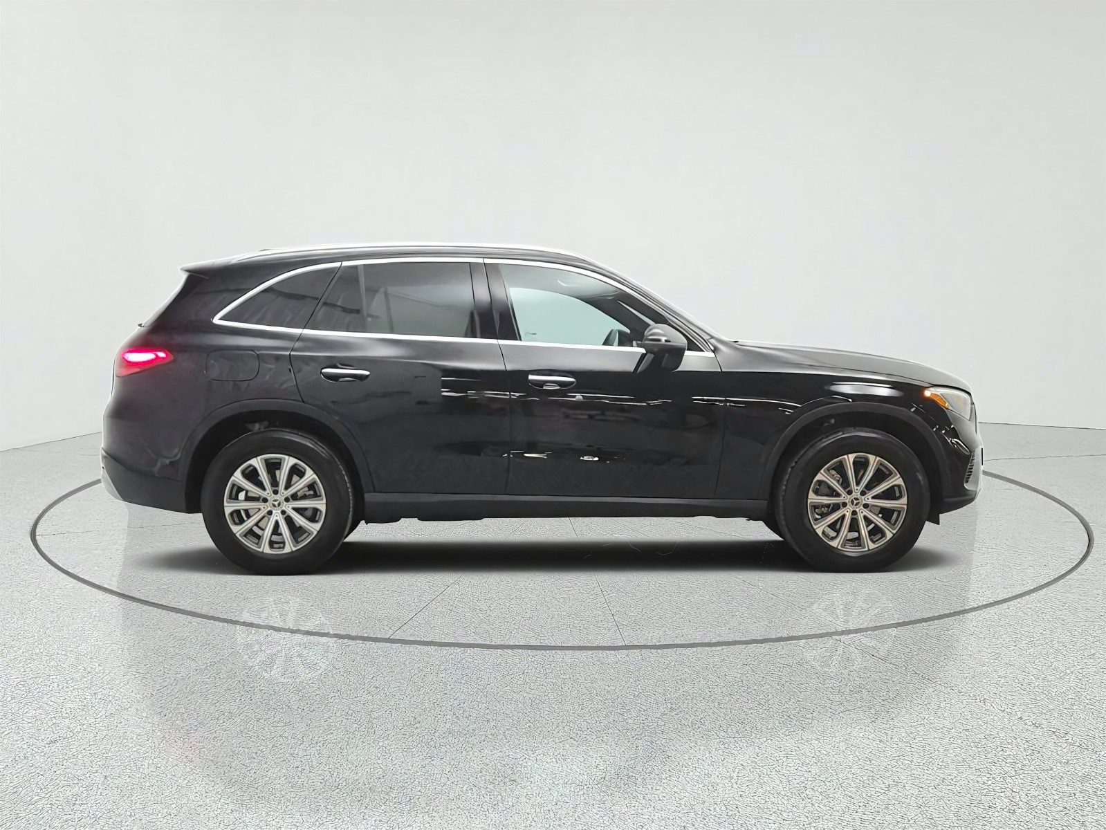 Certified Used 2026 Black Mercedes-Benz GLC 300 SUV image 4
