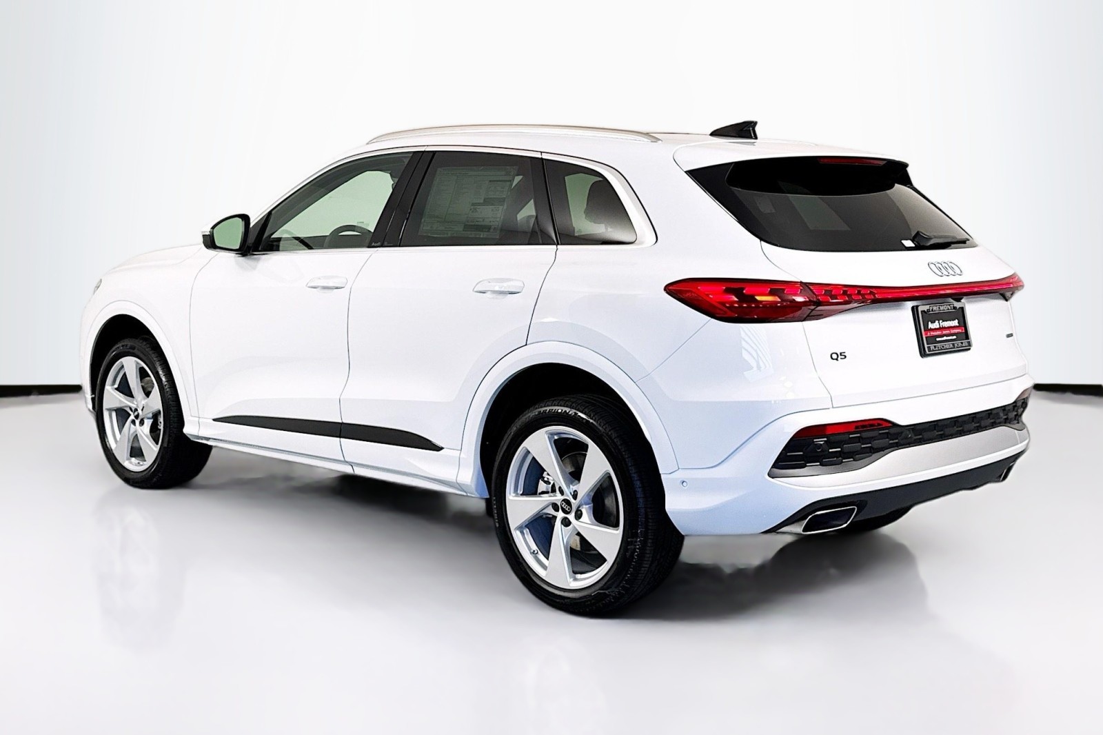 New 2025 Glacier White Metallic Audi Premium Plus 2.0 TFSI quattro image 7