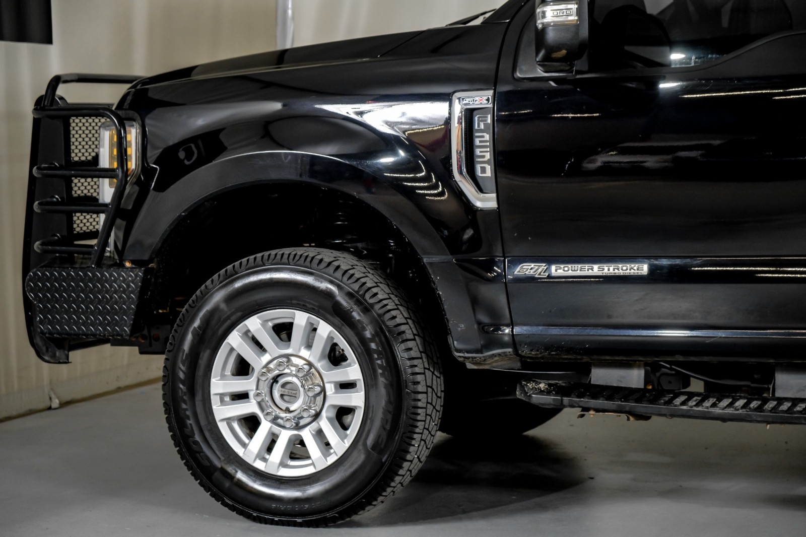 2019 Ford F-250 STX 12