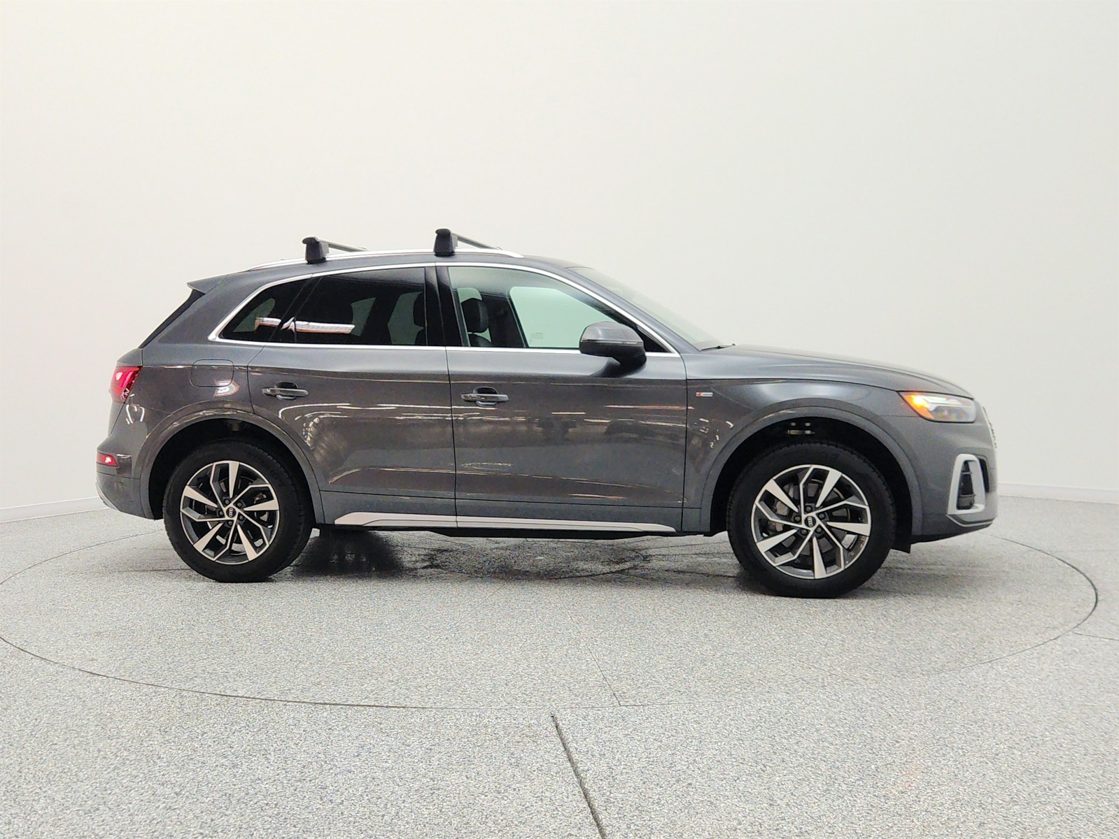 Used 2023 Daytona Gray Pearl Effect Audi S line Premium 45 TFSI quattro image 4
