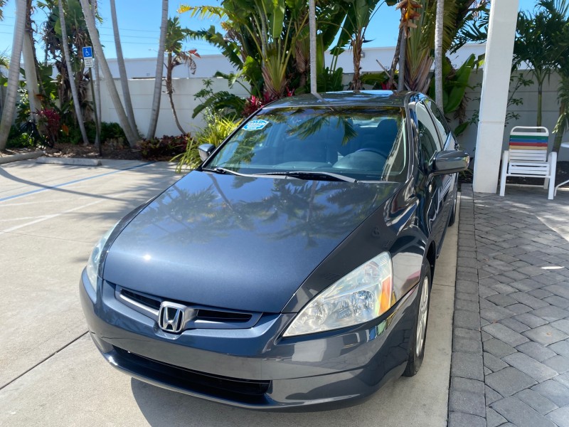 2004 Honda Accord Sdn LX LOW MILES 68,079 in , 