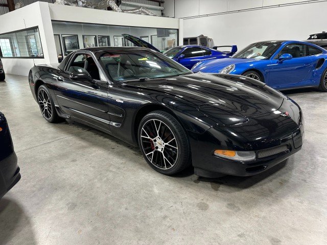 2002 Chevrolet Corvette Z06 Hardtop Coupe RWD