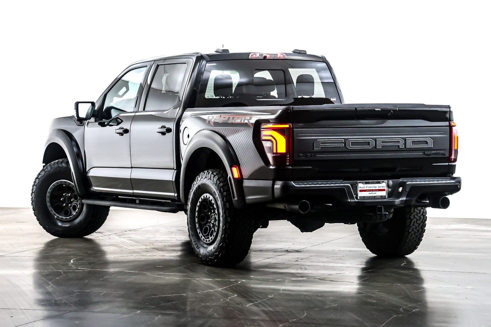 Used 2024 Agate Black Metallic Ford Raptor 4WD SuperCrew 5.5