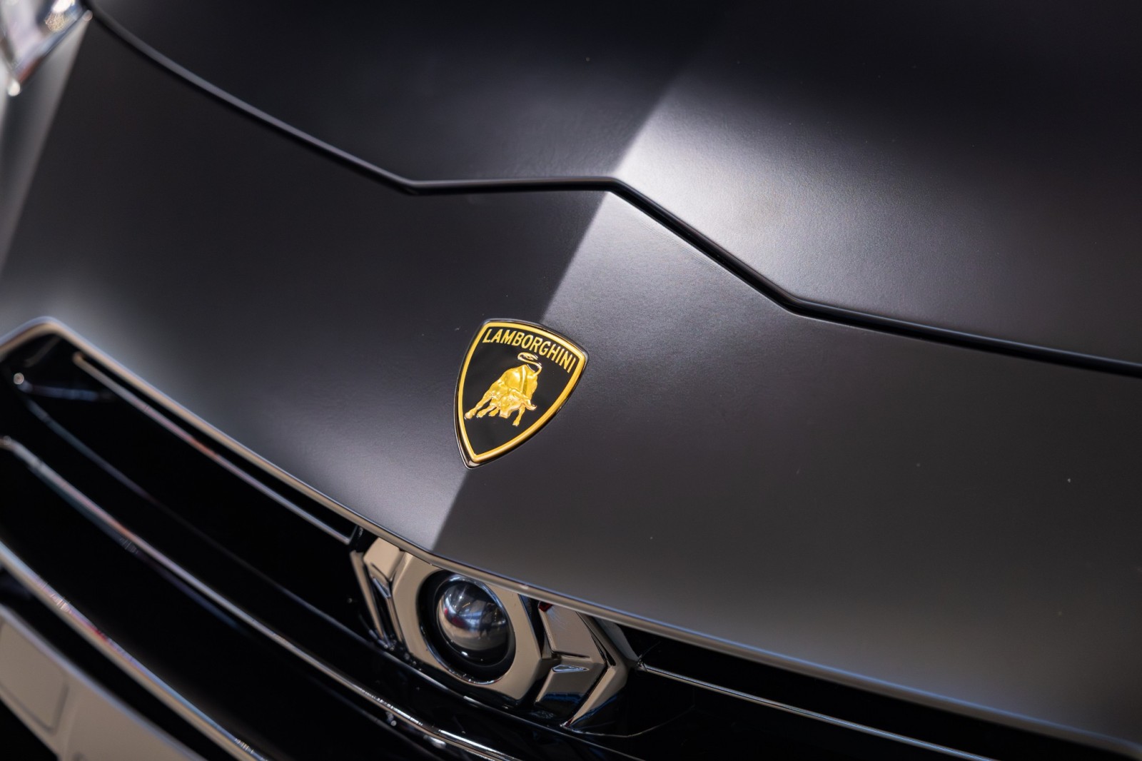 Used Car 2023 Lamborghini Urus  S For Sale Under $250,000 In Boerne, Texas