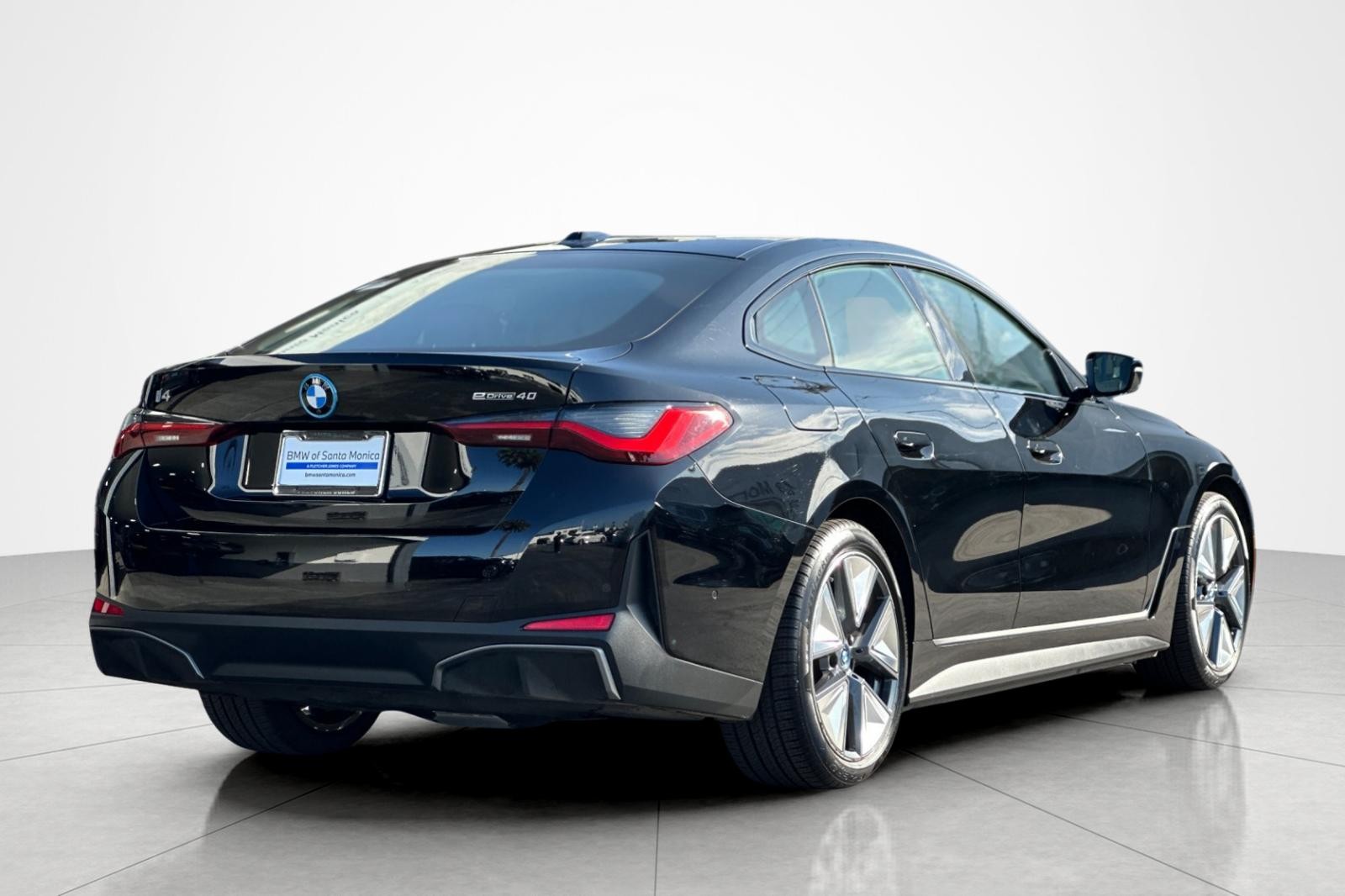 Used 2023 Jet Black BMW eDrive40 image 5