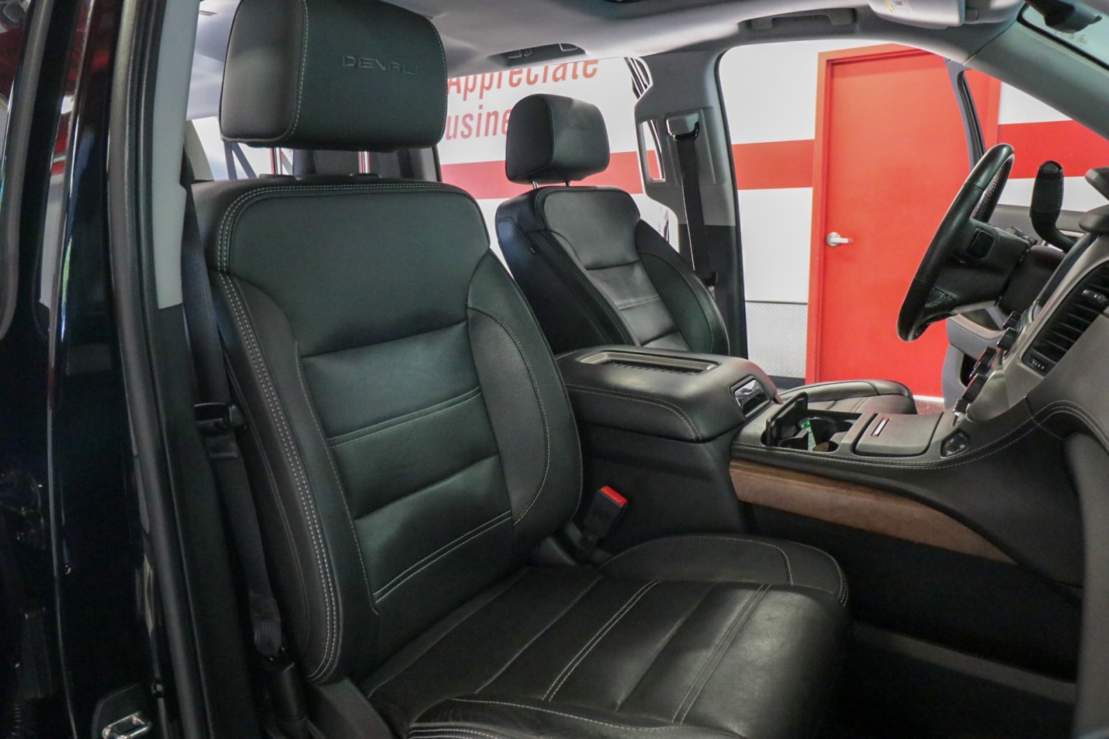 Used Car 2020 Gmc Yukon Xl  Denali For Sale In Austin, Texas