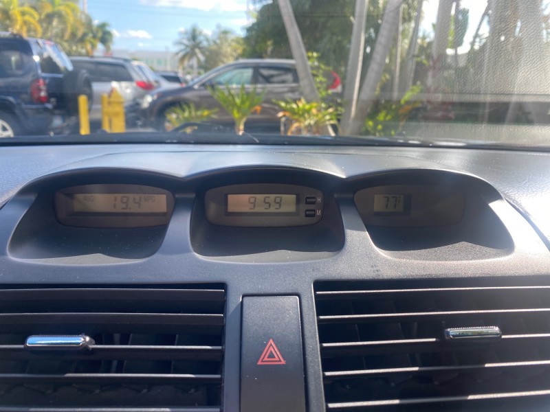 2006 Toyota Camry Solara SE V6 CONV LOW MILES 57,572 in ,