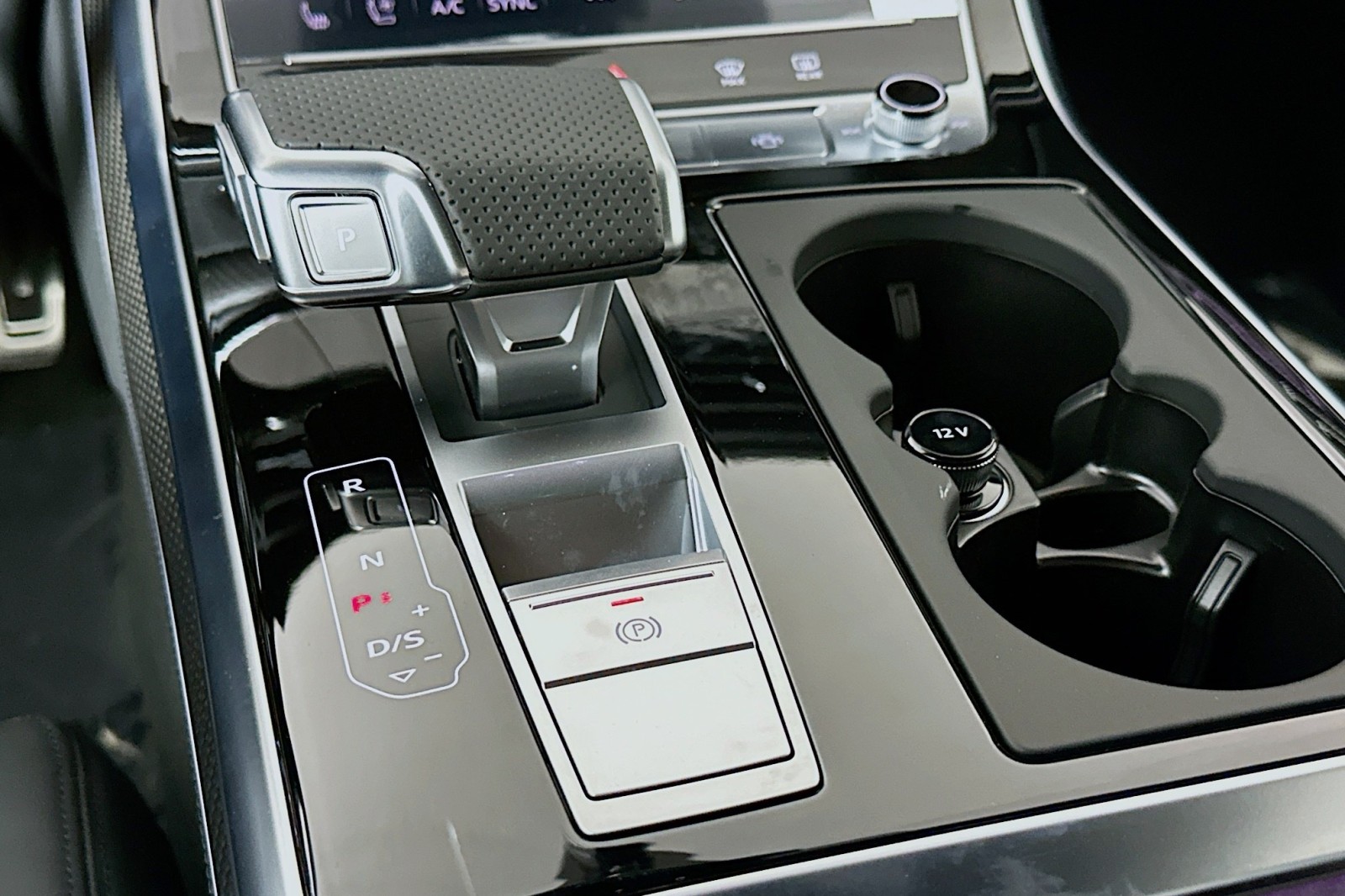 New 2026 Mythos Black Metallic Audi performance image 7