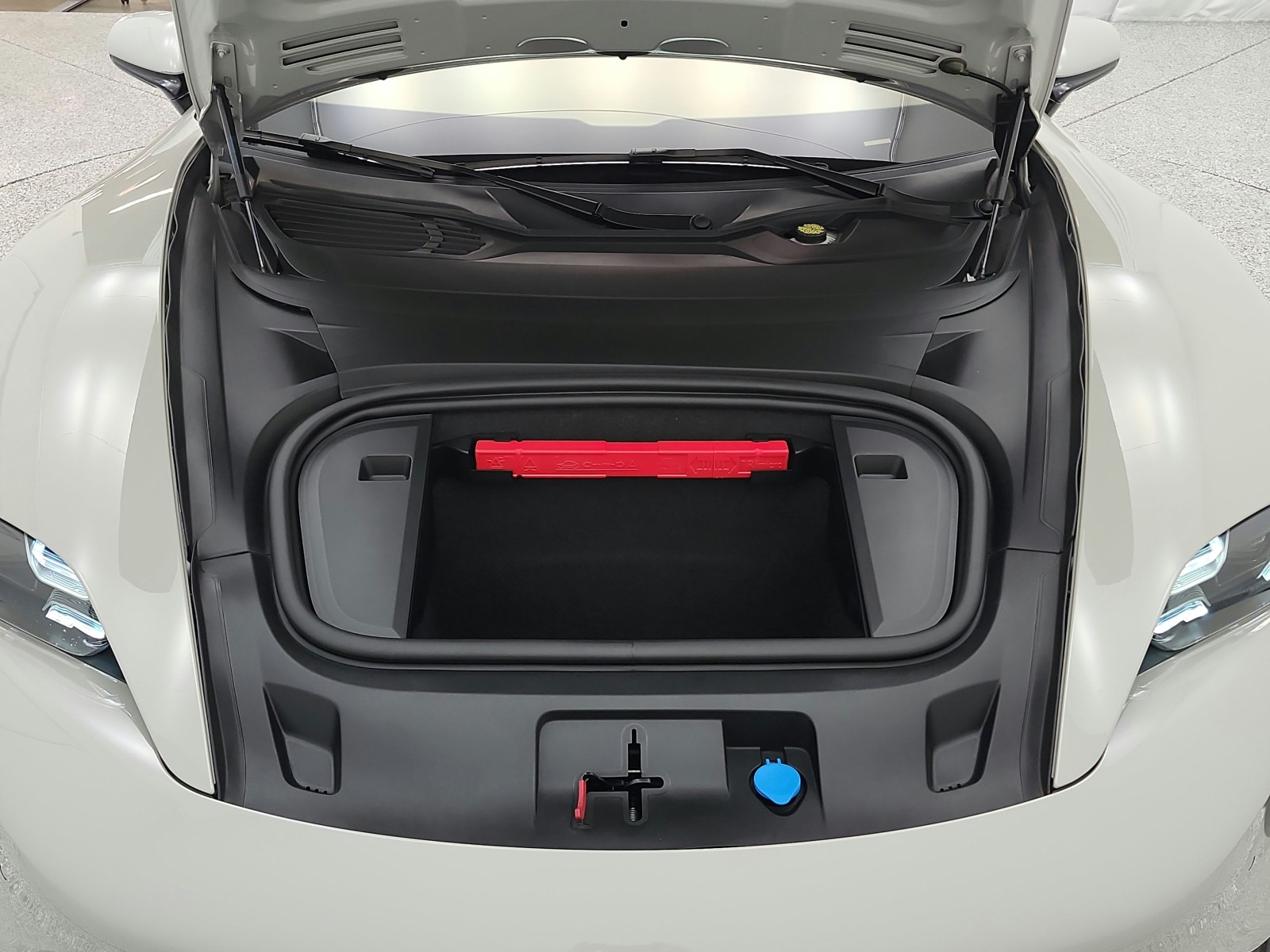 Used 2021 Chalk Porsche Turbo AWD image 18