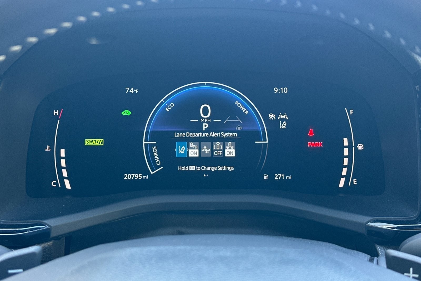 Used 2025 GRAY Toyota LE image 22