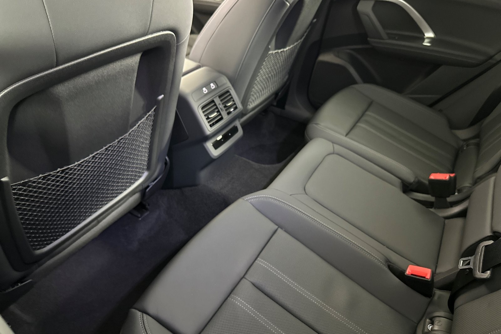 New 2025 Tambora Gray Metallic Audi Premium Plus 2.0 TFSI quattro image 11