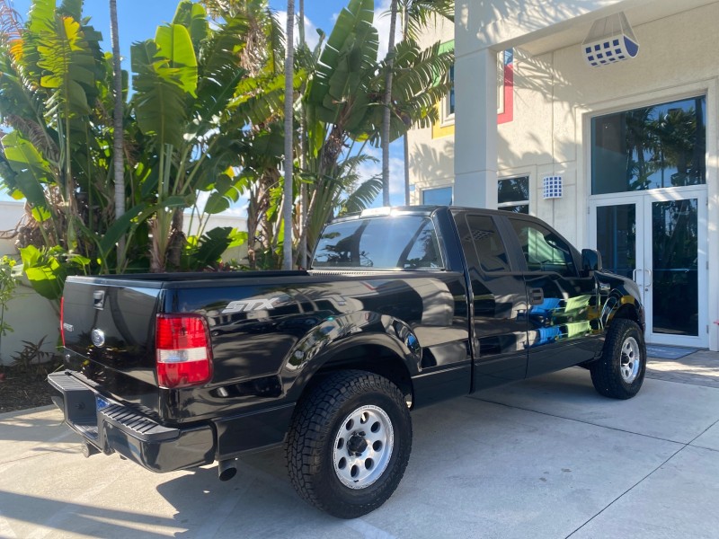 2006 Ford F-150 STX 4 DOOR LOW MILES 92,223 in ,