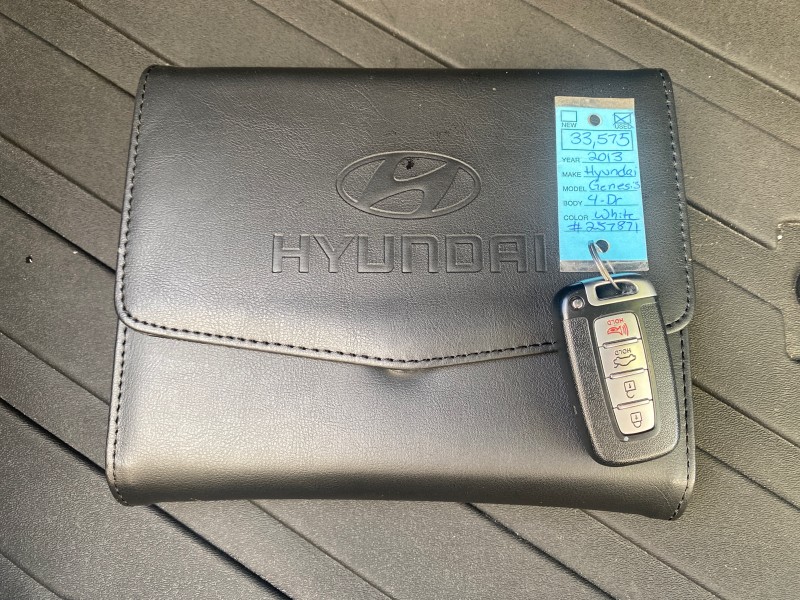 2013 Hyundai Genesis 3.8L LOW MILES 33,576 in , 