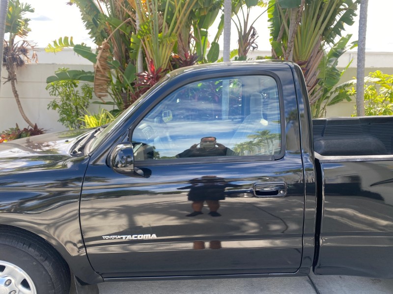 2002 Toyota Tacoma 1 OWNER AUTO AC 4 CYL in , 