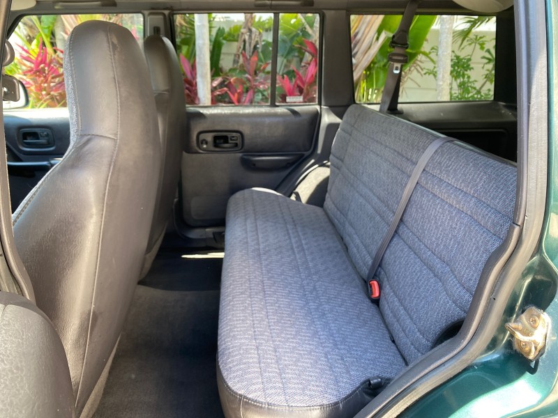 2000 Jeep Cherokee Sport 1 OWNER 4X4 AC 4.0 6YL in , 