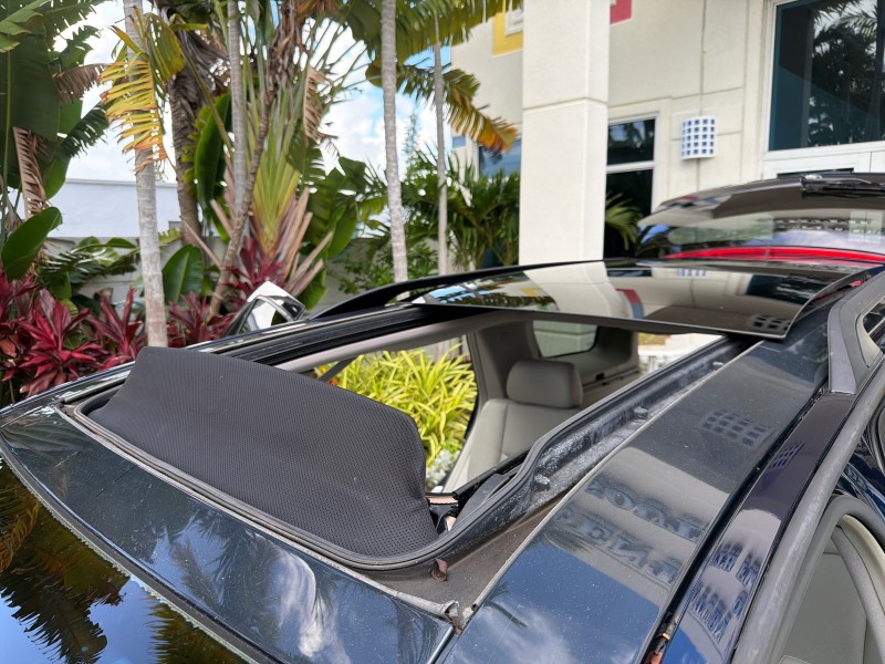 2008 Cadillac SRX SUNROOF LOW MILES 52,938 in , 