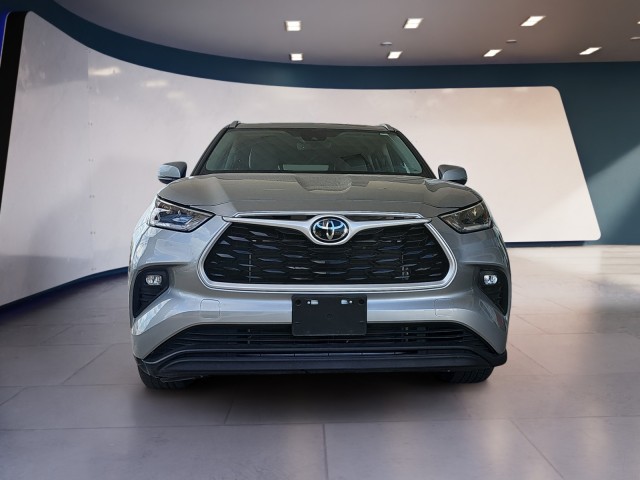 2021 Toyota Highlander XLE 8