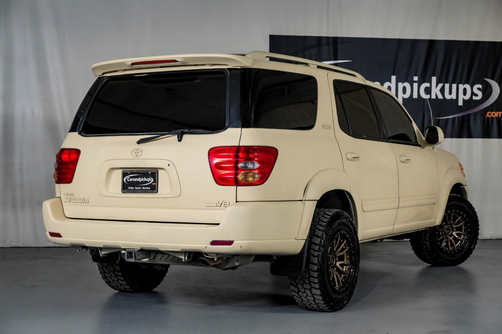 2004 Toyota Sequoia SR5 8