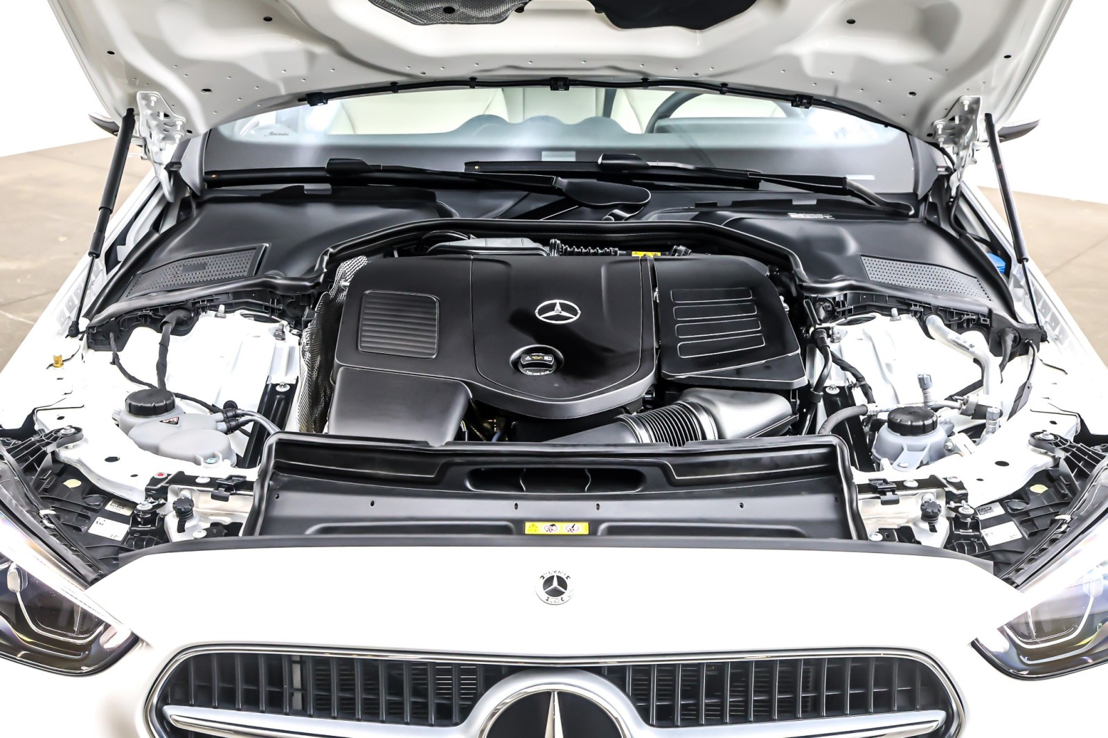 Certified Used 2025 Polar White Mercedes-Benz C 300 Sedan image 13