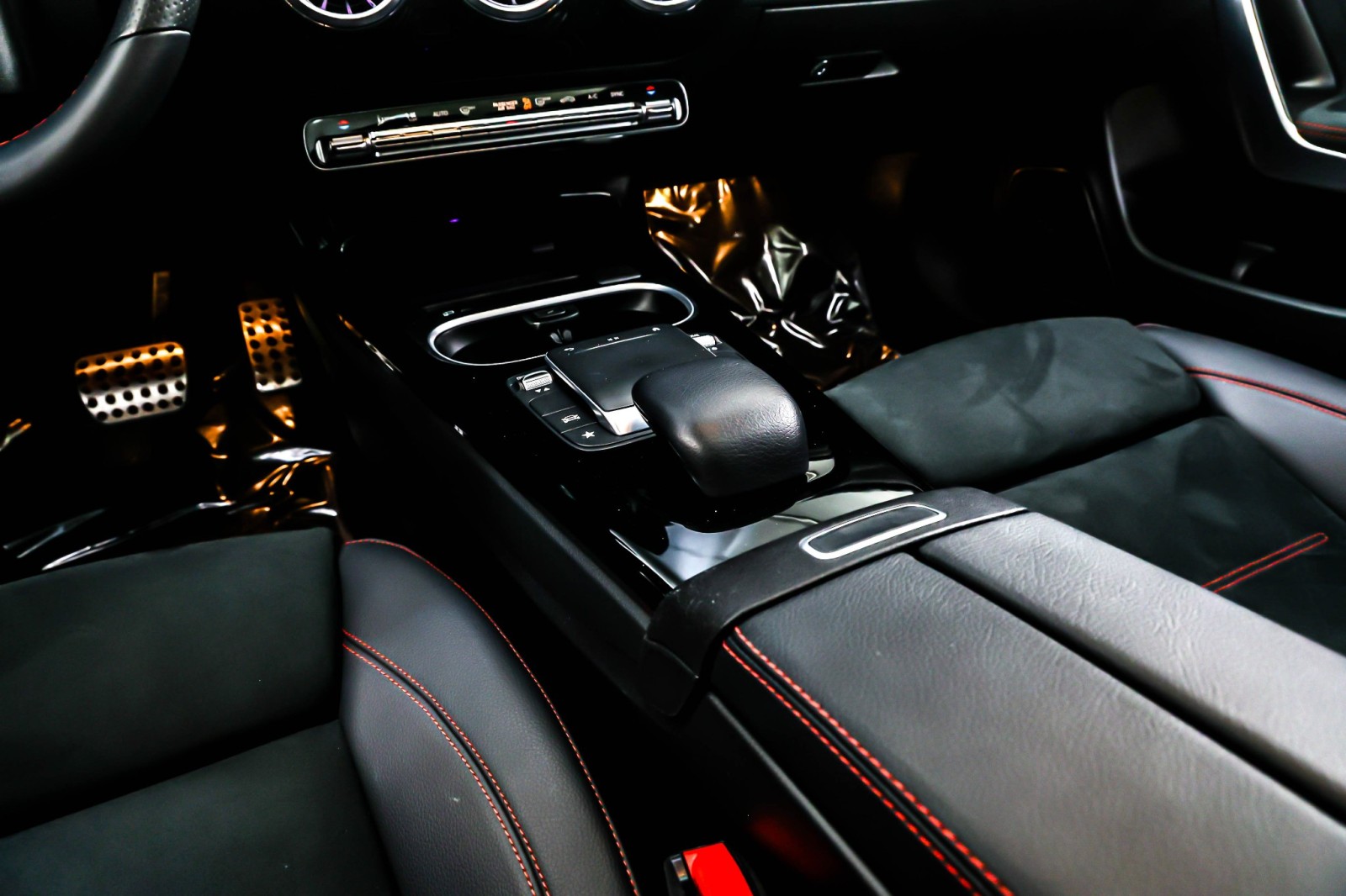 Used 2023 Digital White Metallic Mercedes-Benz CLA 250 Coupe image 6