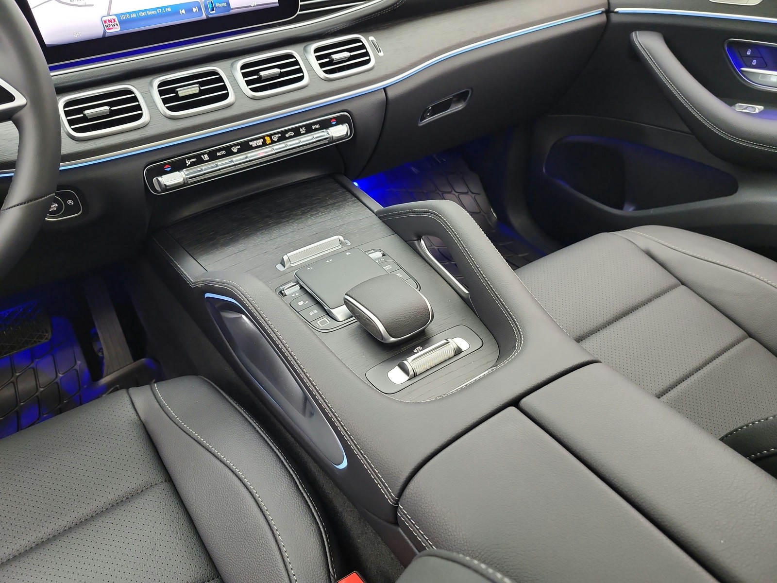 New 2026 Black Mercedes-Benz GLS 450 image 10