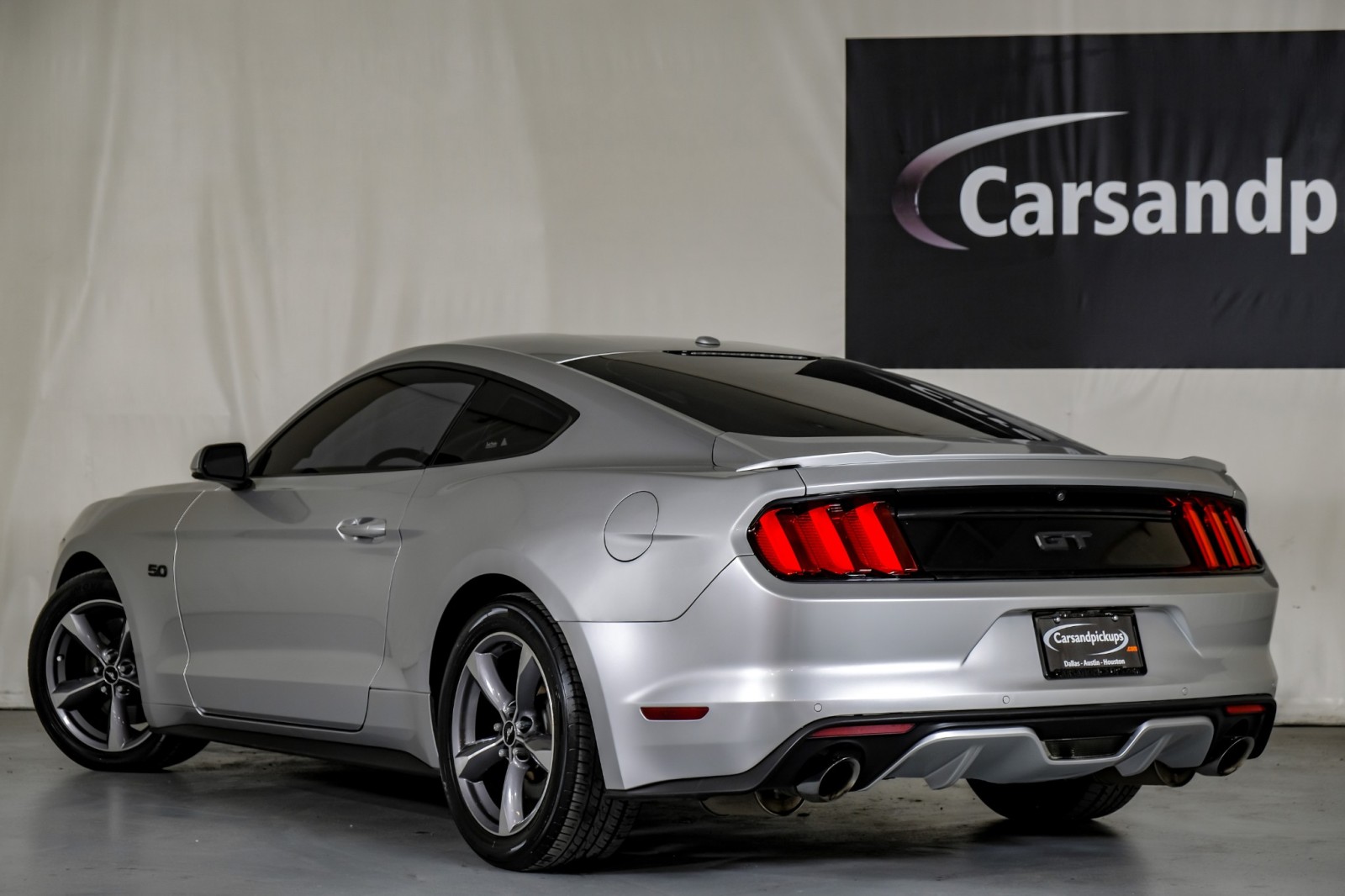 2015 Ford Mustang GT 10