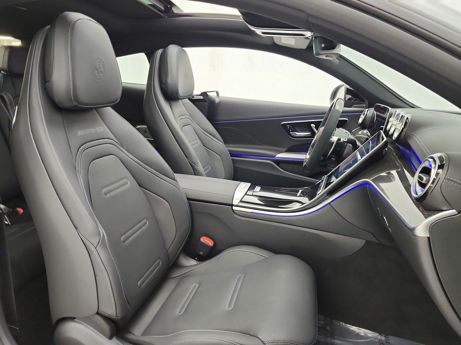 New 2026 MANUFAKTUR Alpine Grey Metallic Mercedes-Benz AMG® CLE 53 4MATIC+ Coupe image 15