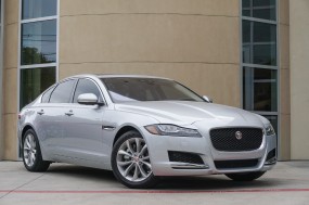 2018  XF 25t Premium in , 