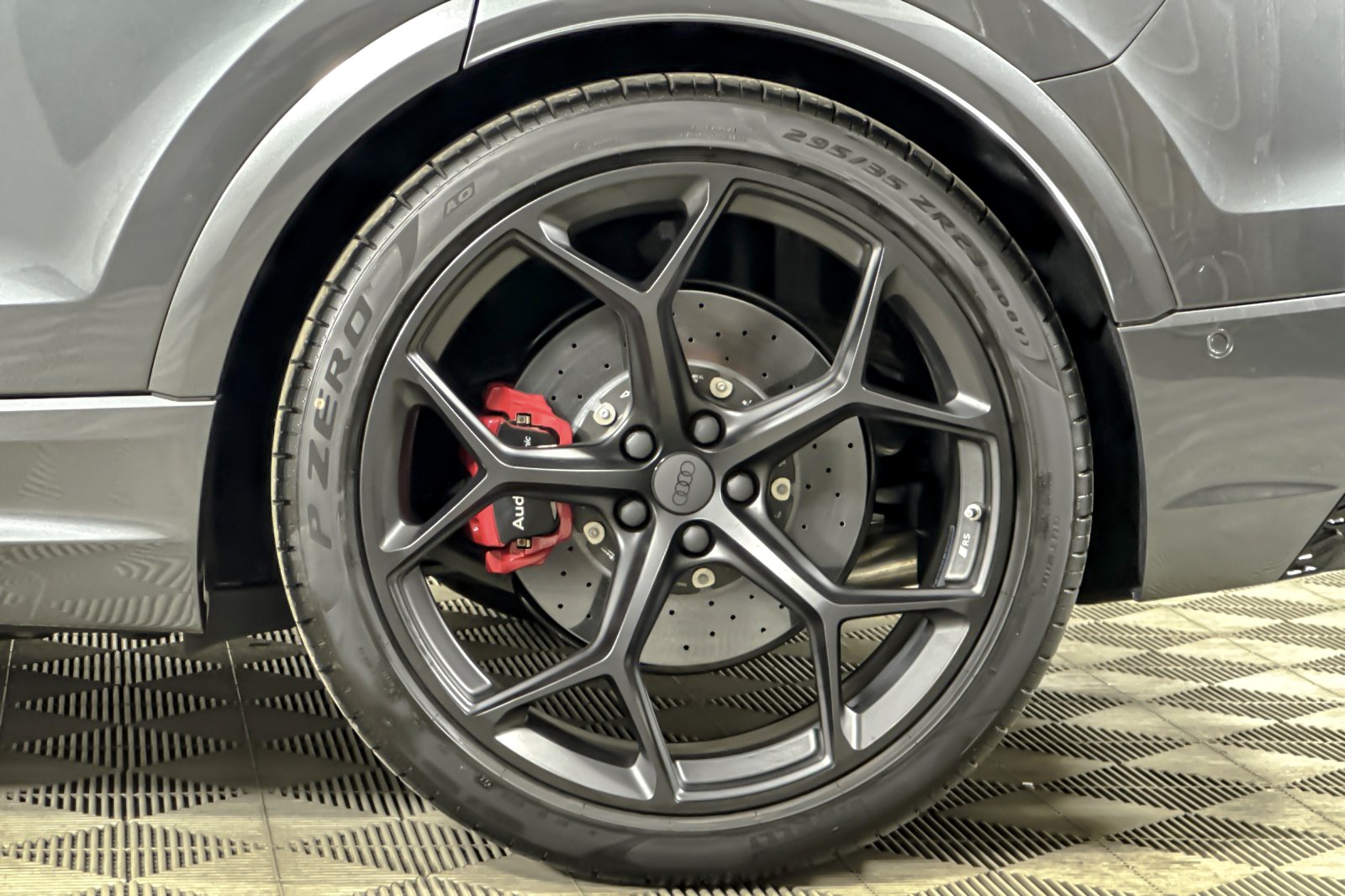 New 2026 Daytona Gray Pearl Effect Audi performance quattro image 23