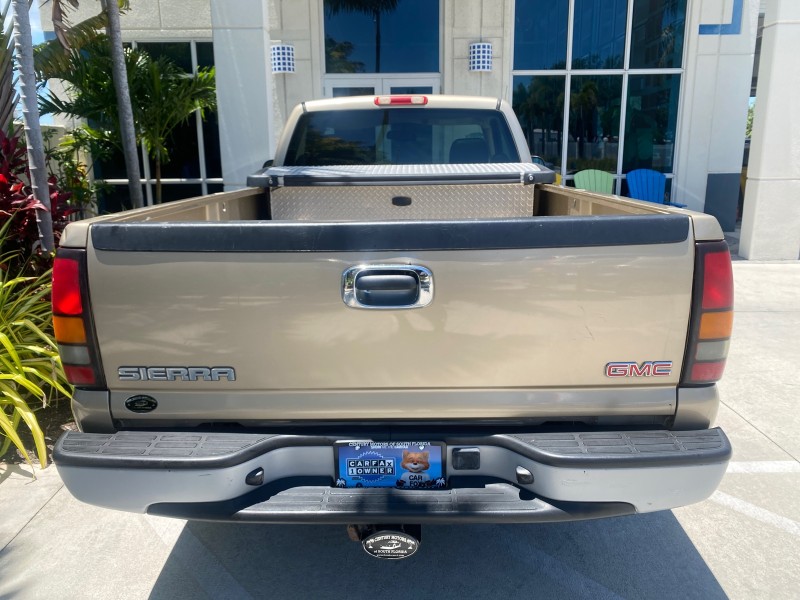 2005 GMC Sierra 1500 LOW MILES 83837 AC NO ACCIDENTS in ,