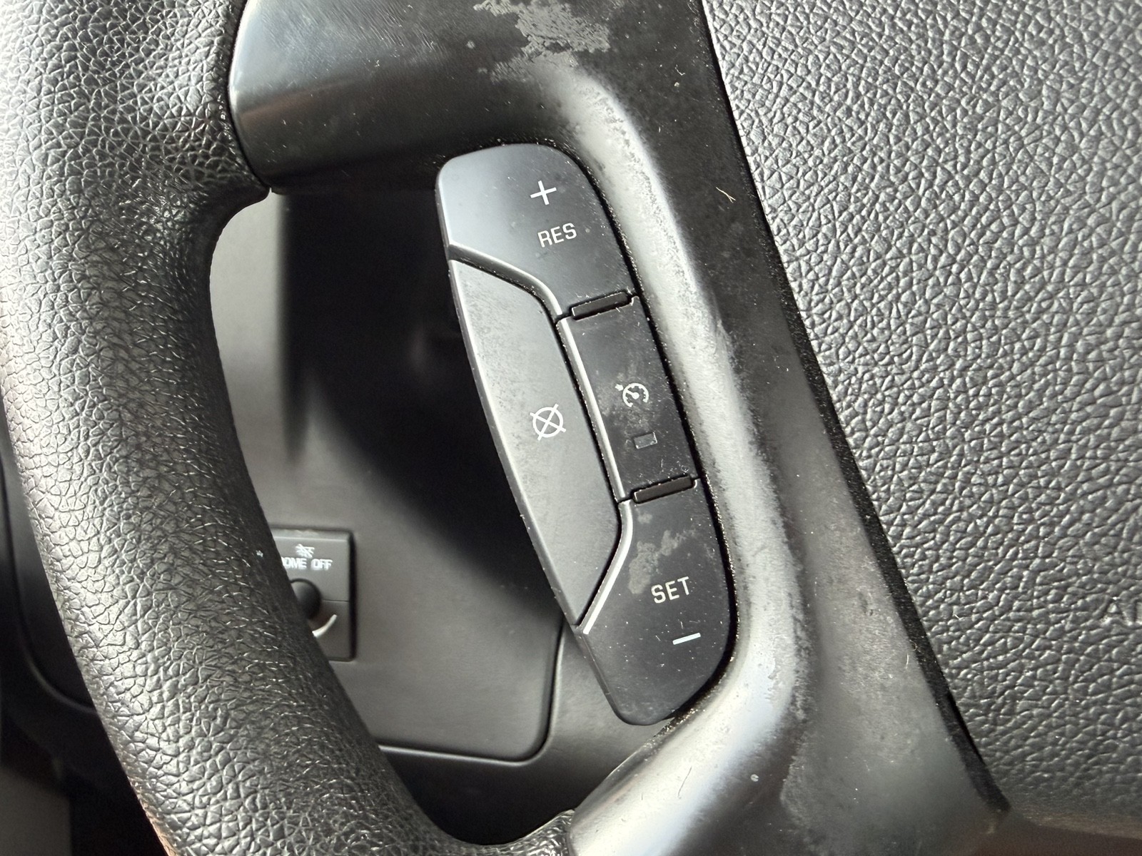 2016 Chevrolet Express - $20,977