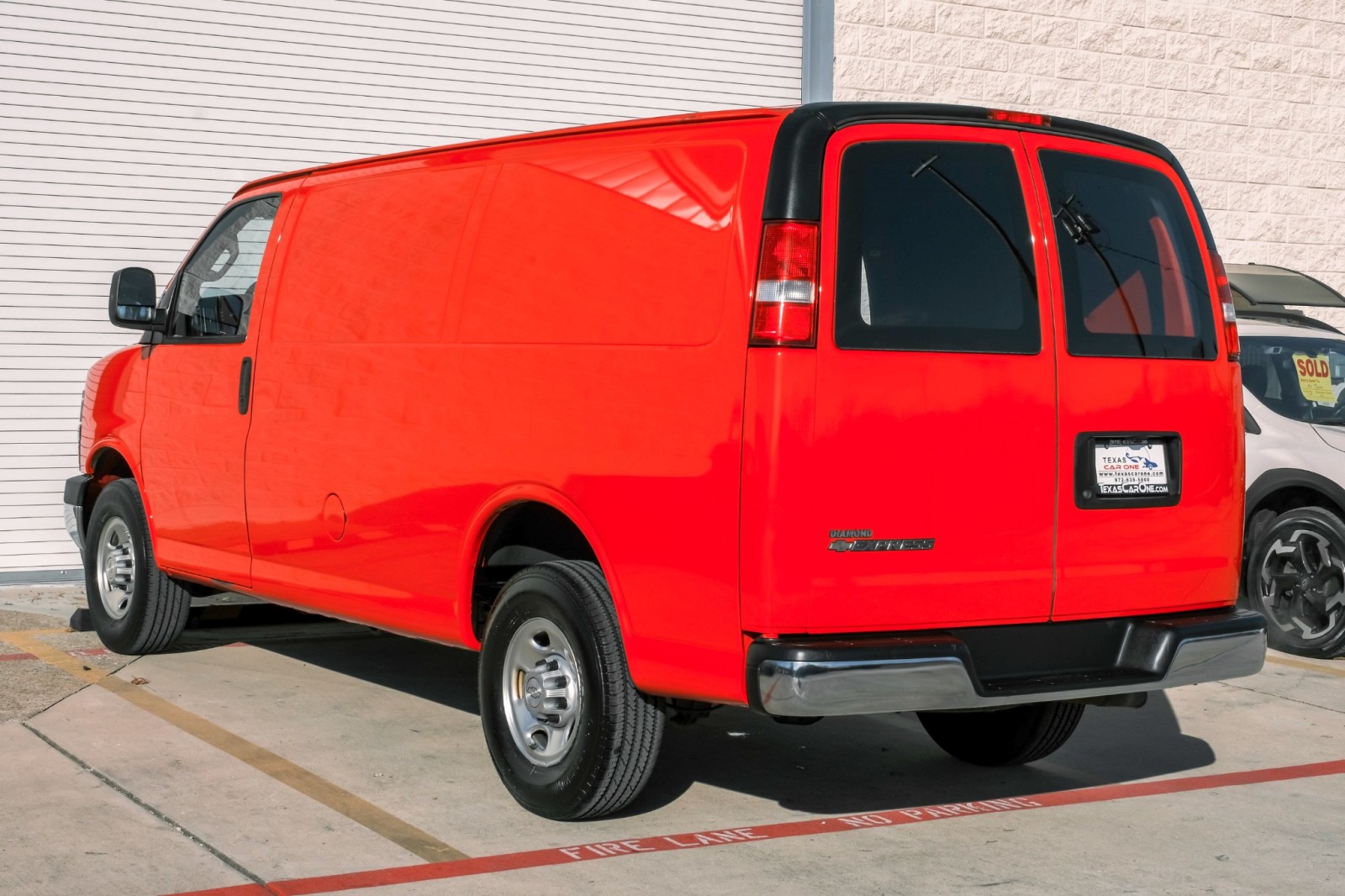 2017 Chevrolet Express 2500 CARGO VAN AUTOMATIC ROOF RACK 8