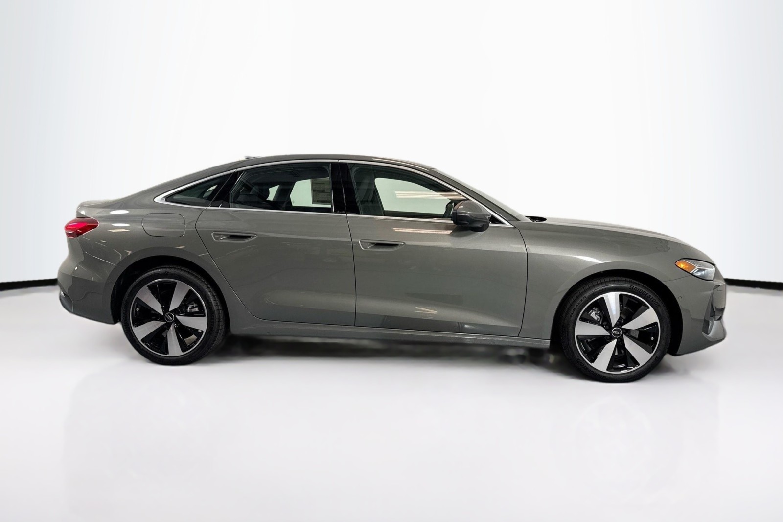 New 2025 Chronos Gray Metallic Audi Premium Plus 2.0 TFSI quattro image 4