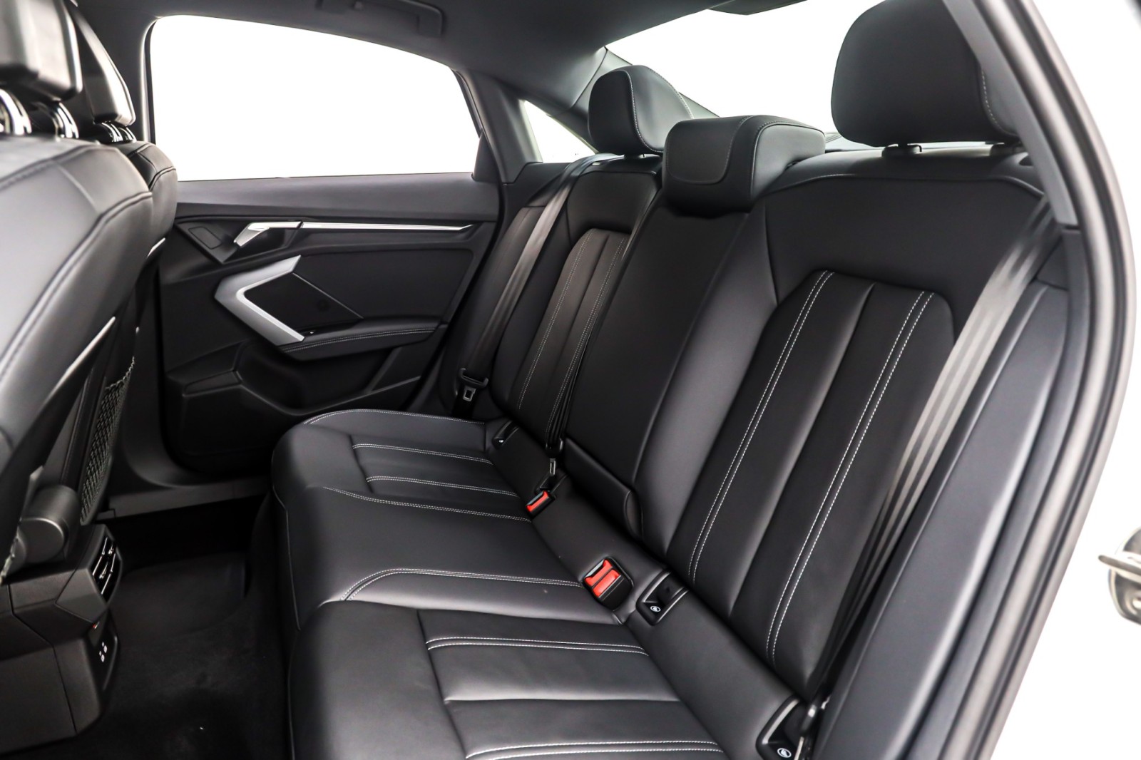 New 2026 Glacier White Metallic Audi Premium Plus quattro image 8