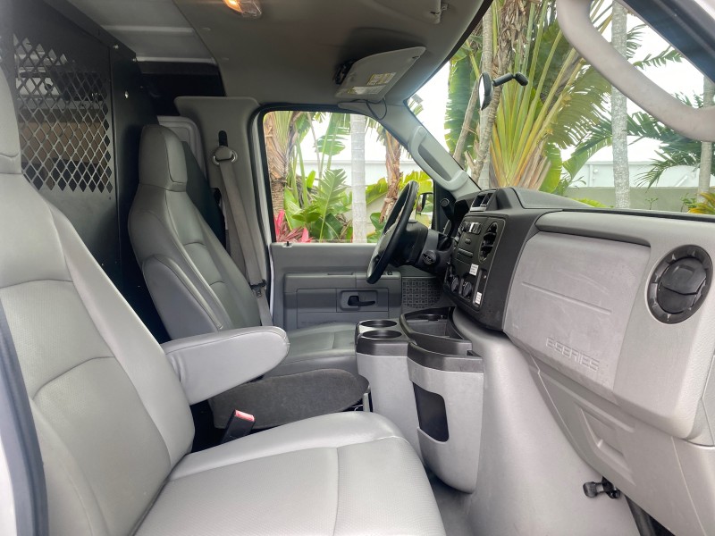 2014 Ford Econoline Cargo Van EXTENDED LOW MILES 6,380 1 OWNER in , 