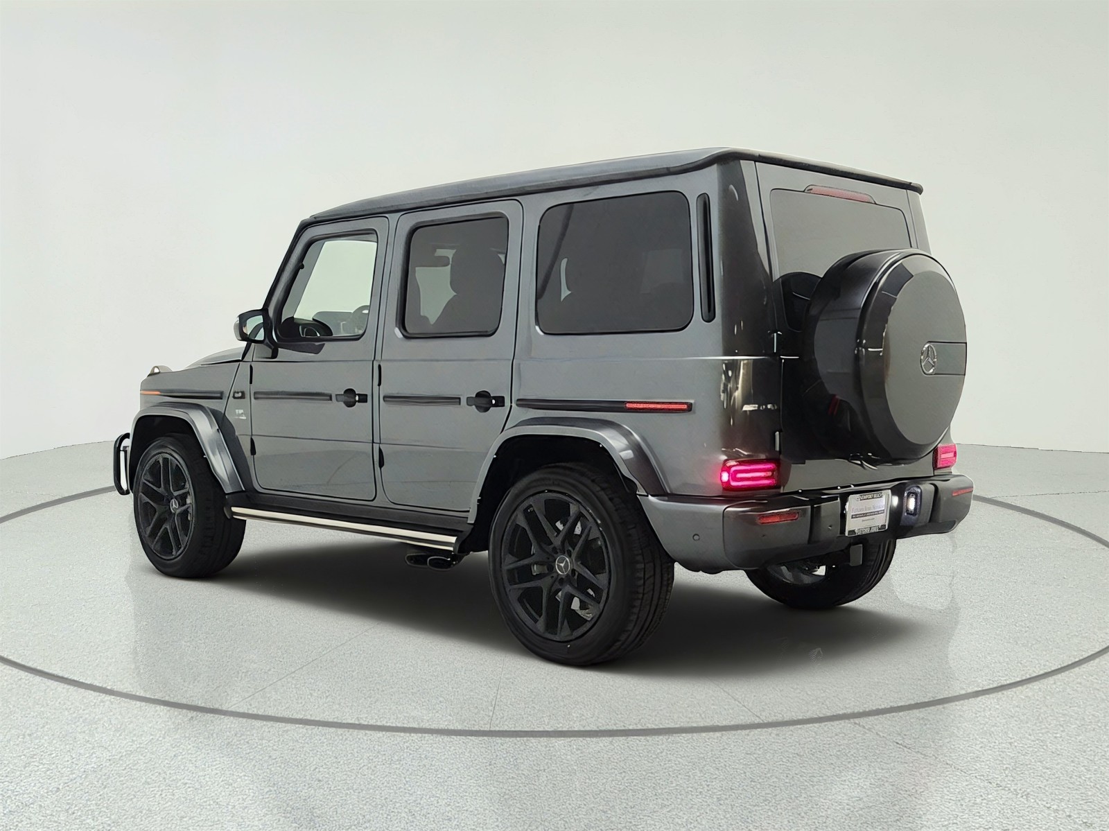 Certified Used 2022 MANUFAKTUR Graphite Metallic Mercedes-Benz AMG® G 63 4MATIC SUV image 7