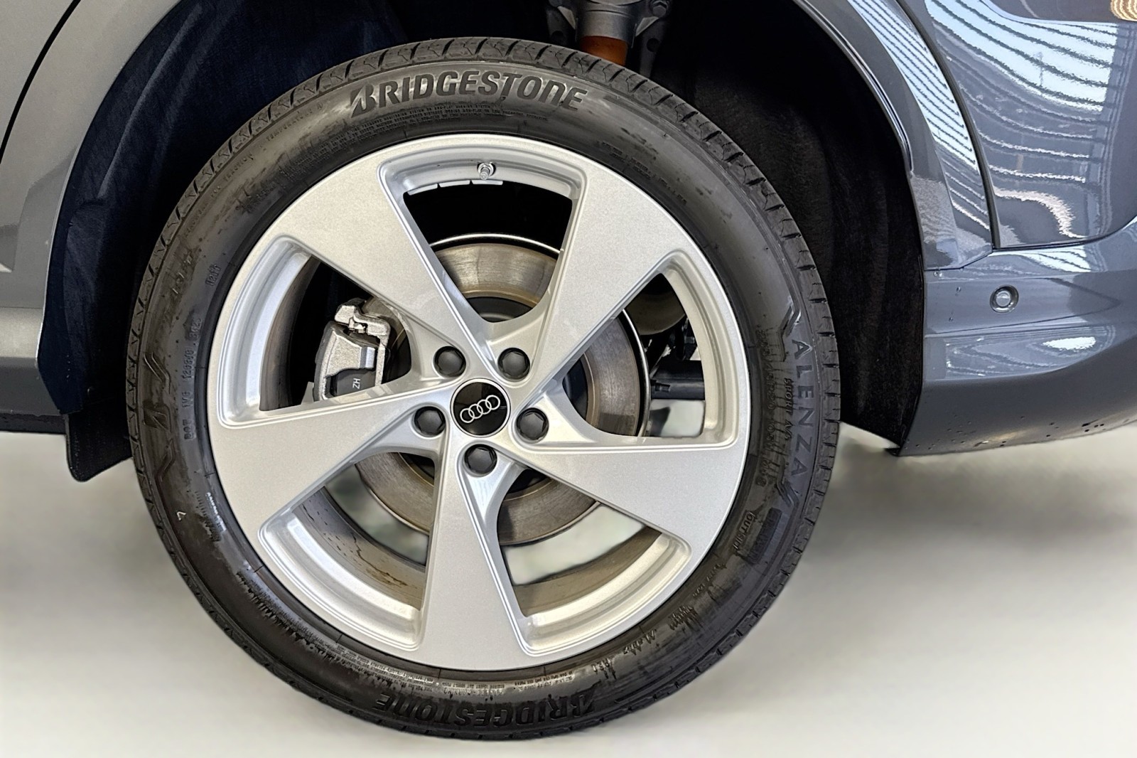 New 2025 Tambora Gray Metallic Audi Premium Plus 2.0 TFSI quattro image 28