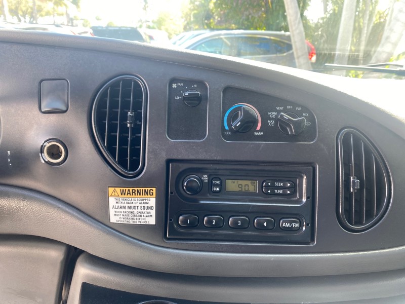 2006 Ford Econoline Commercial Cutaway LOW MILES 27,641 1 OWNER in , 