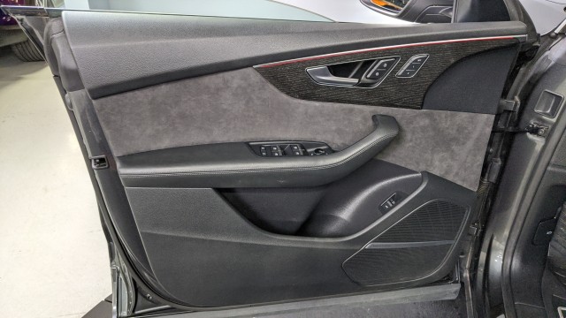 2020 Audi Q8 Prestige 29