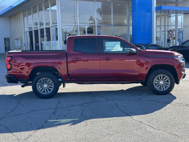 2024 Chevrolet Colorado 2WD LT 2