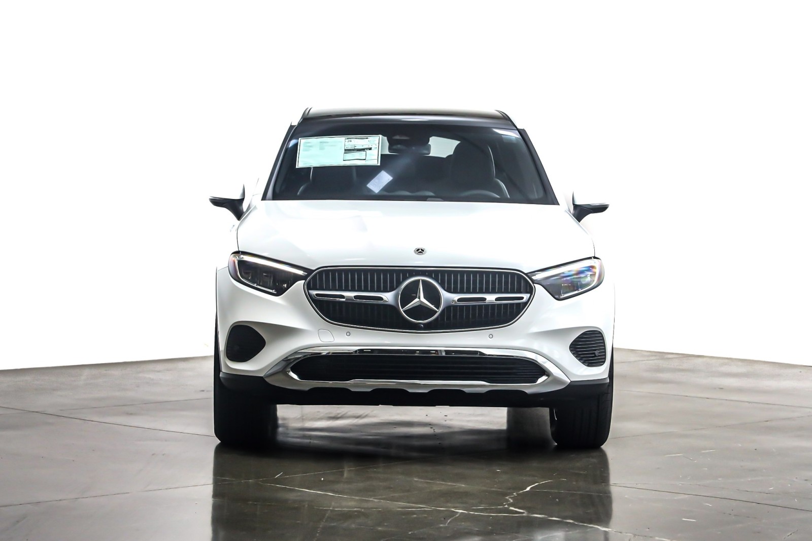 New 2026 Polar White Mercedes-Benz GLC 300 image 2