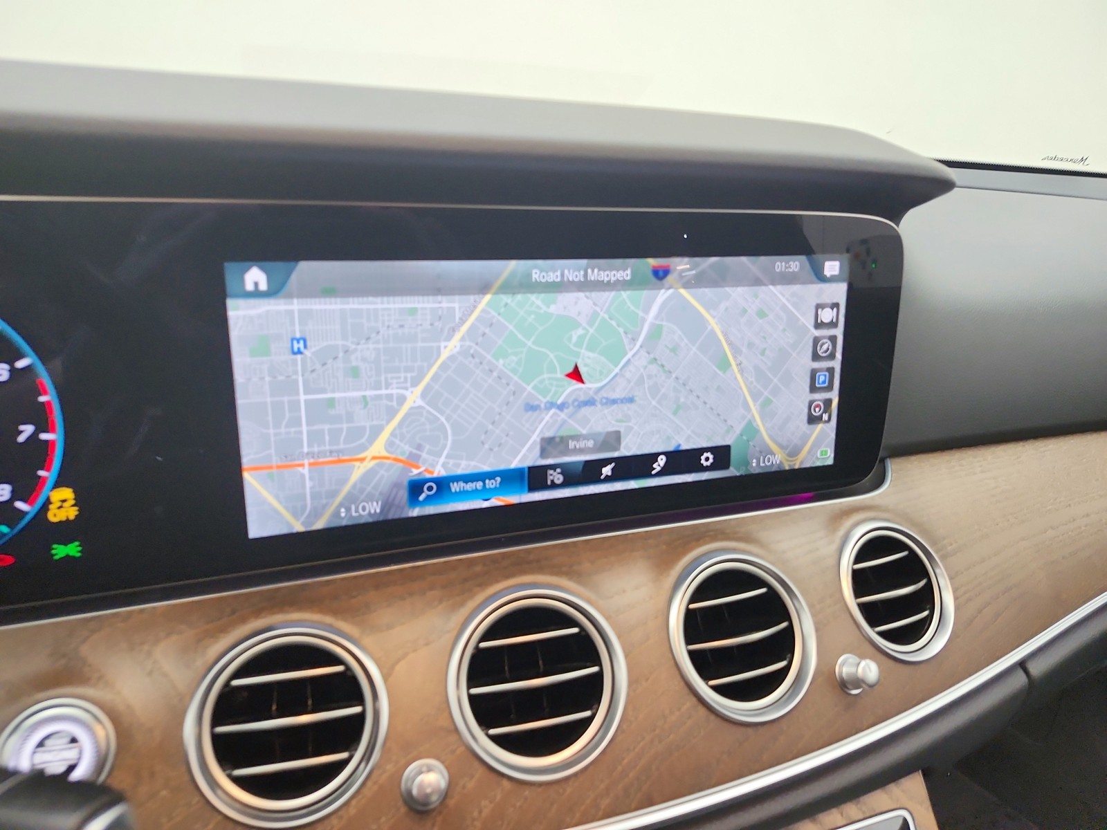 Used 2022 Black Mercedes-Benz E 450 4MATIC® Sedan image 15