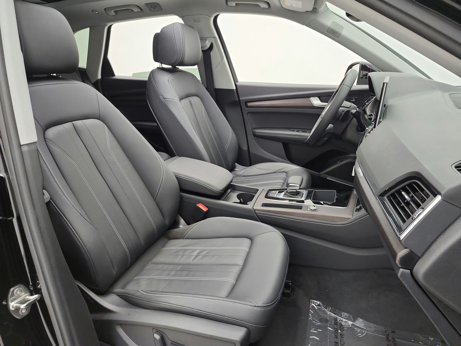 Used 2023 Brilliant Black Audi Premium Plus image 20