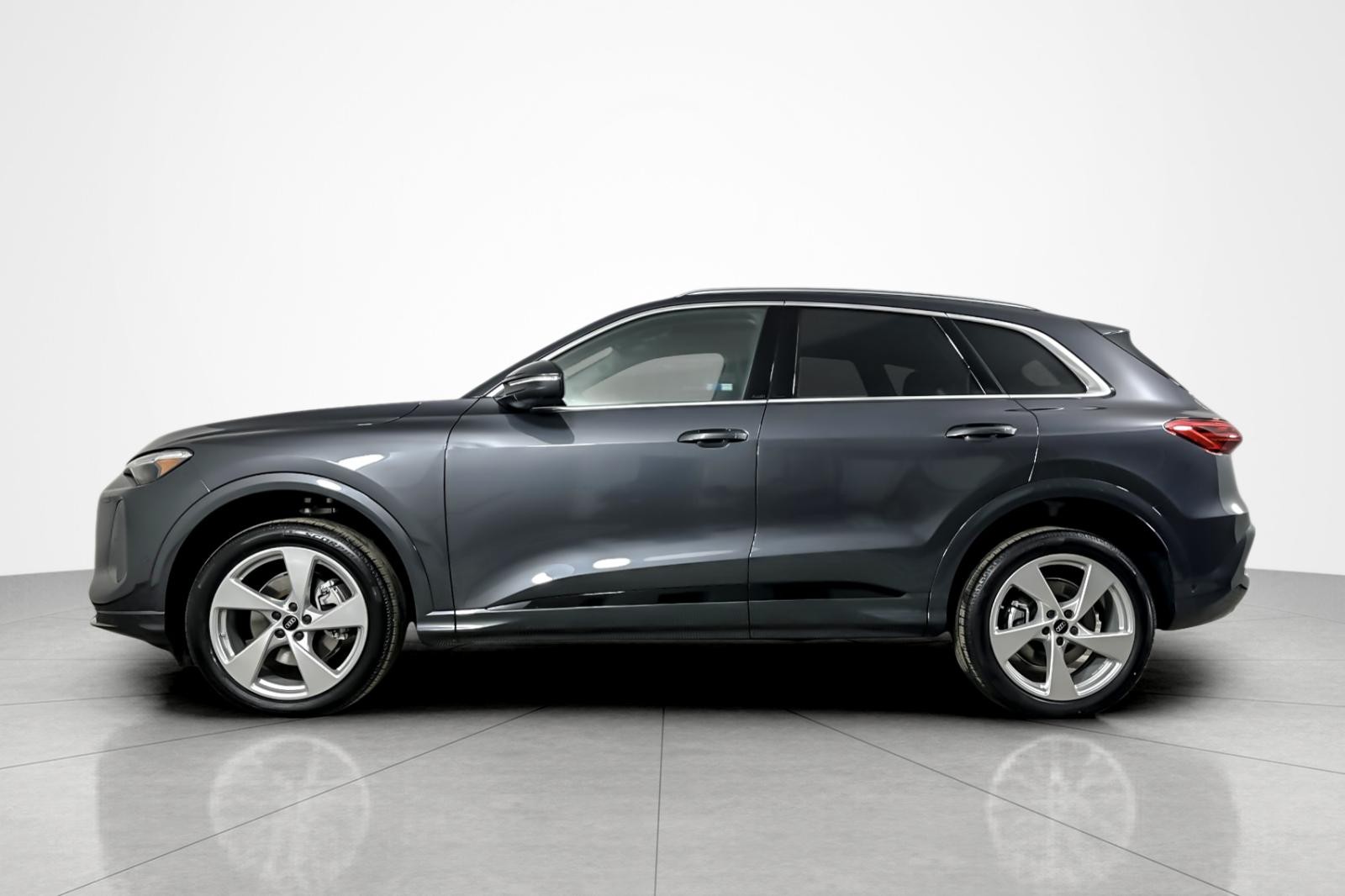 New 2025 Tambora Gray Metallic Audi Premium Plus 2.0 TFSI quattro image 3