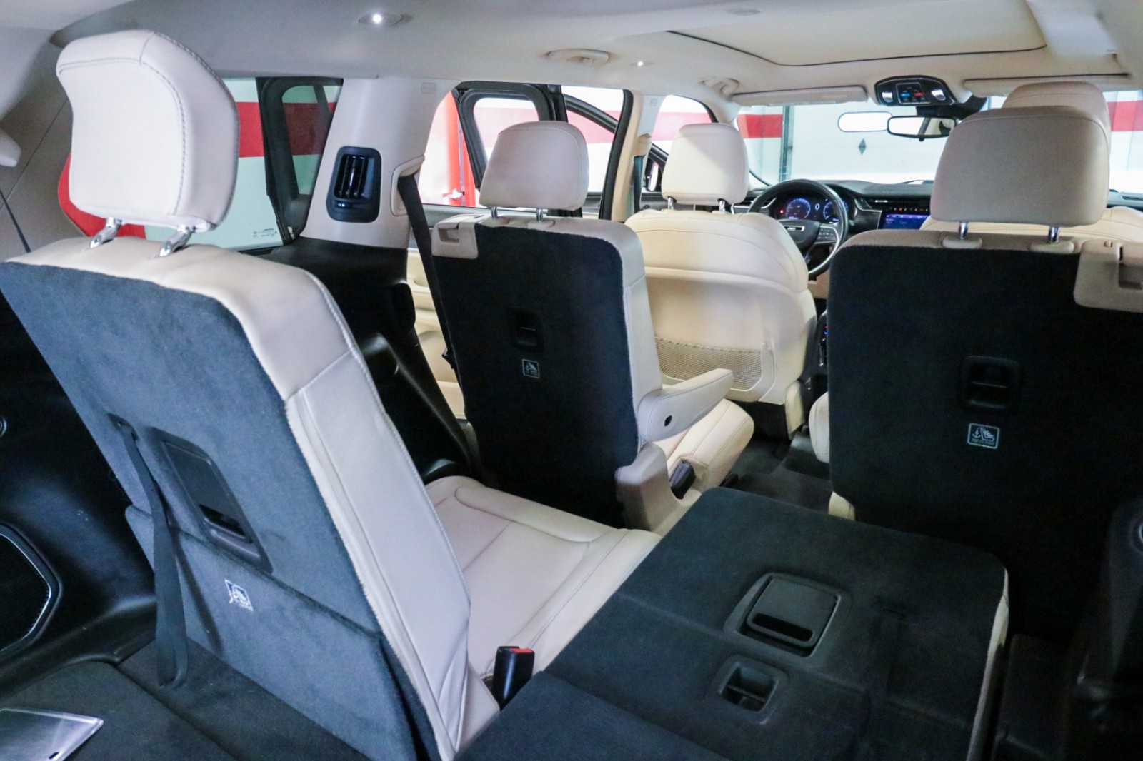 Used Car 2021 Jeep Grand Cherokee L  Limited For Sale Under $30,000 In Austin, Texas