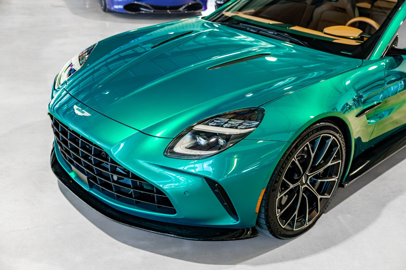 Used Car 2025 Aston Martin Vantage  For Sale Under $210,000 In Boerne, Texas