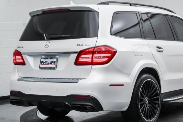 2018 Mercedes-Benz GLS AMG GLS 63 11