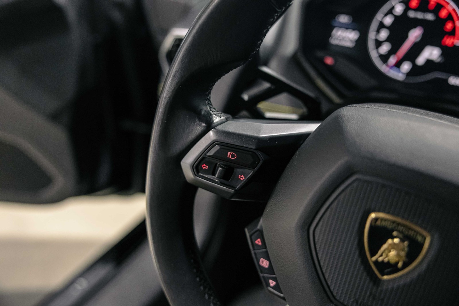 Used Car 2015 Lamborghini Huracan  For Sale Under $220,000 In Boerne, Texas