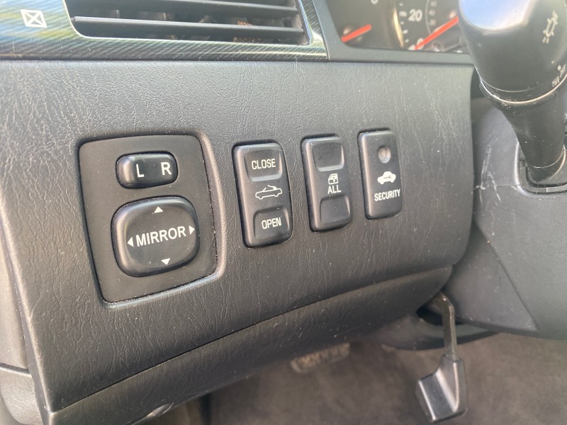 2006 Toyota Camry Solara SE V6 CONV LOW MILES 57,572 in ,