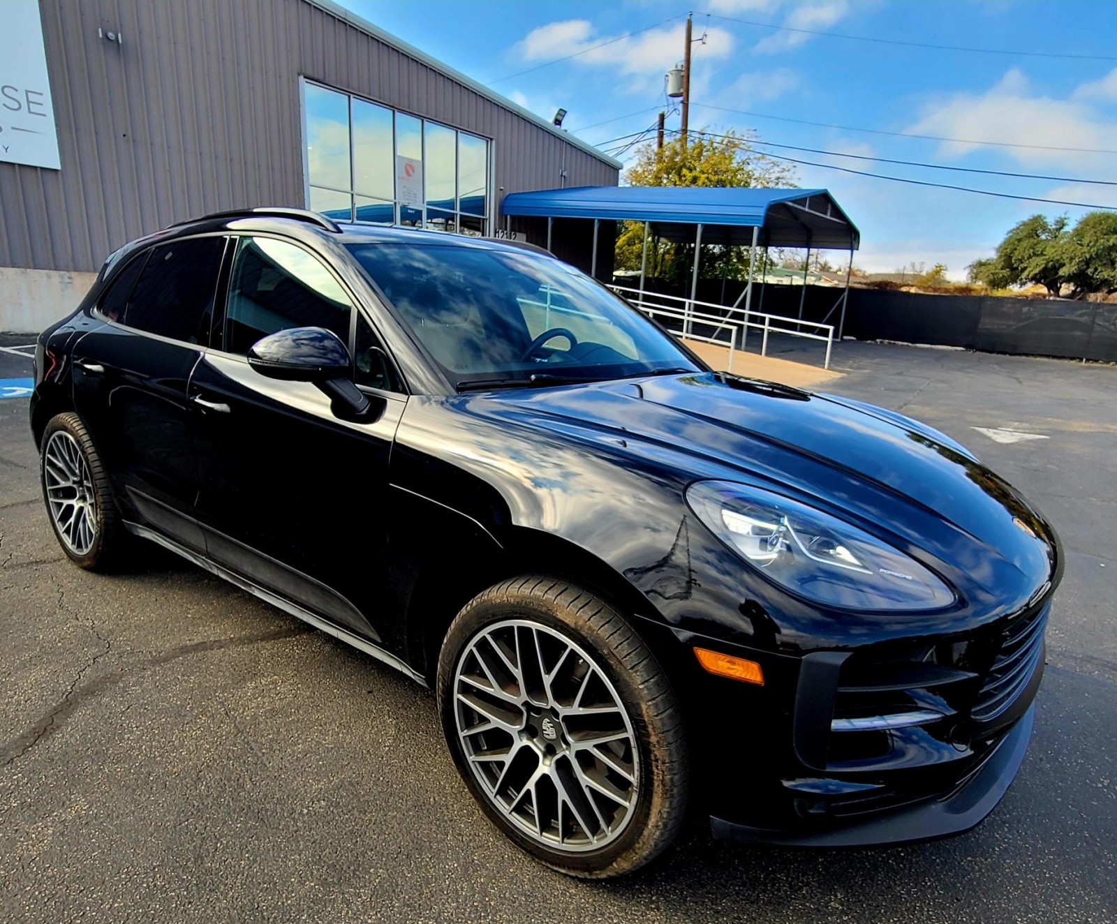 Used Car 2020 Porsche Macan  For Sale Under $35,000 In Austin, Texas